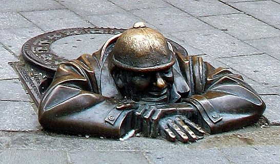 (브라티슬라바) Bratislava old town의 재미있는 조형물들