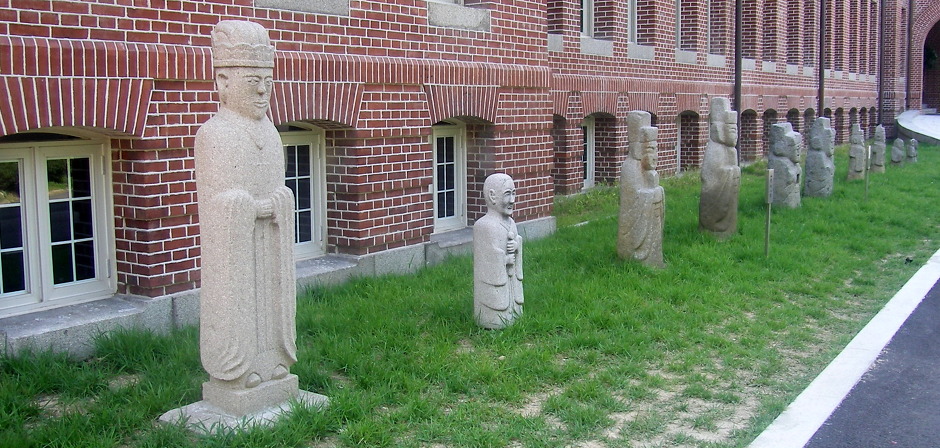 동아대학교 이미지