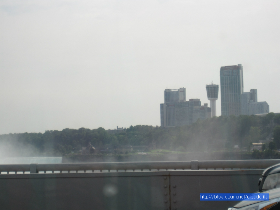 뉴욕주 버팔로를 지나 'Niagara' 폭포로 가다.