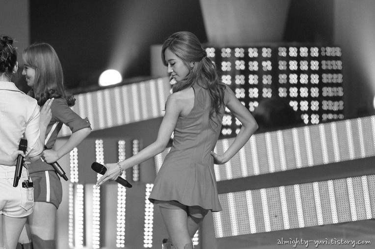 더블클릭을 하시면 이미지를 수정할 수 있습니다