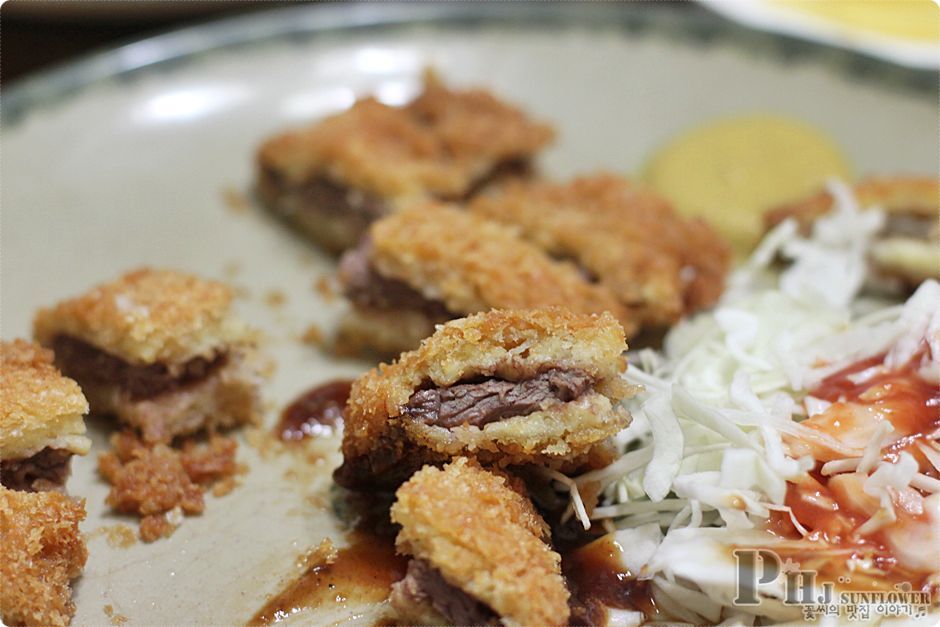 강남맛집-이렇게 두꺼운 돈가스는 처음이야.맛까지 좋은-한성돈가스