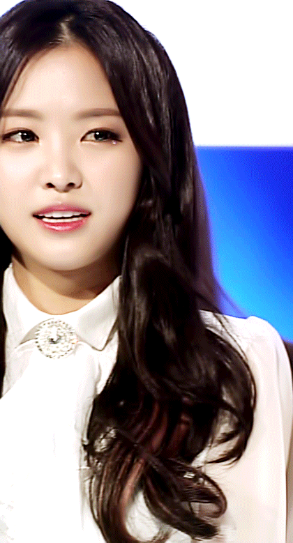 [에이핑크] 데뷔 시절 손나은 청바지 핏.gif | 인스티즈
