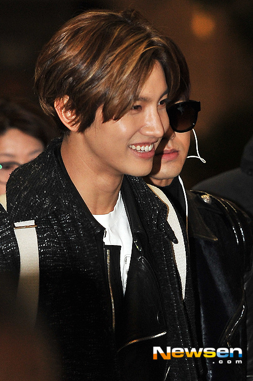 2569AA3C52A8FDEC21BB6A