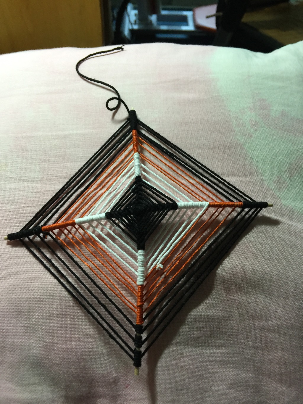 실로 만드는 만다라